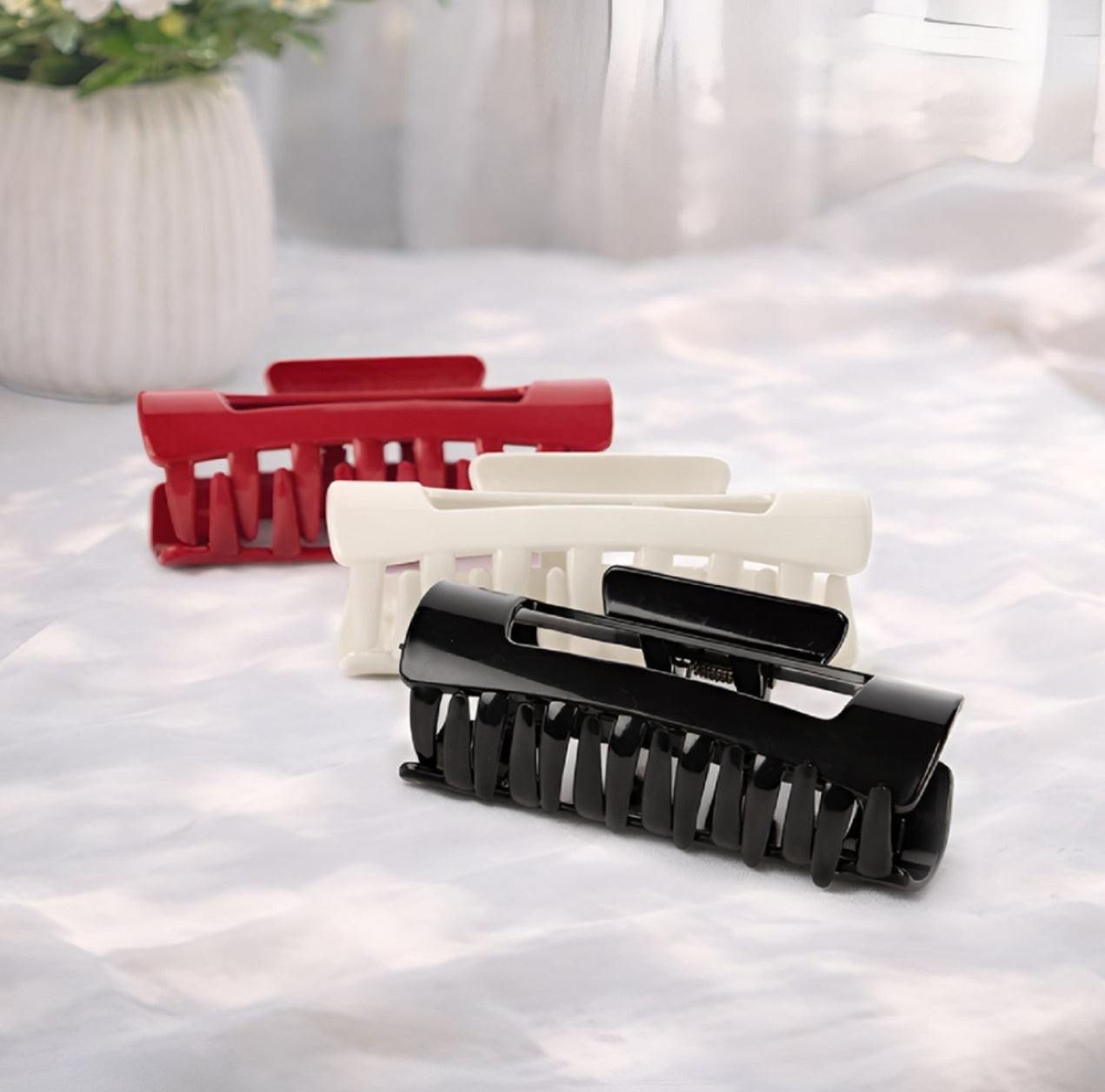 Silicone Flexible Claw Clip Set of 3 (Multicolour)